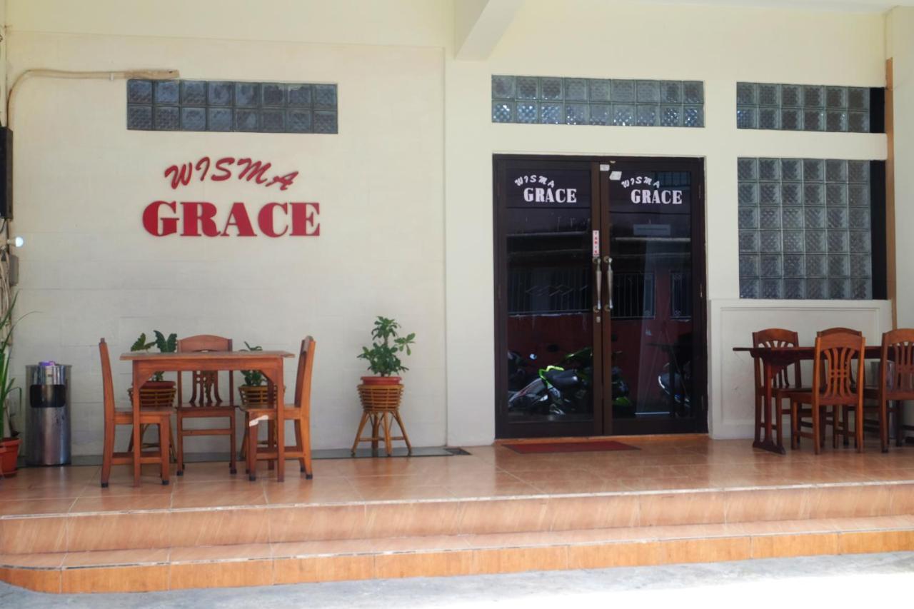Wisma Grace Амбон Экстерьер фото